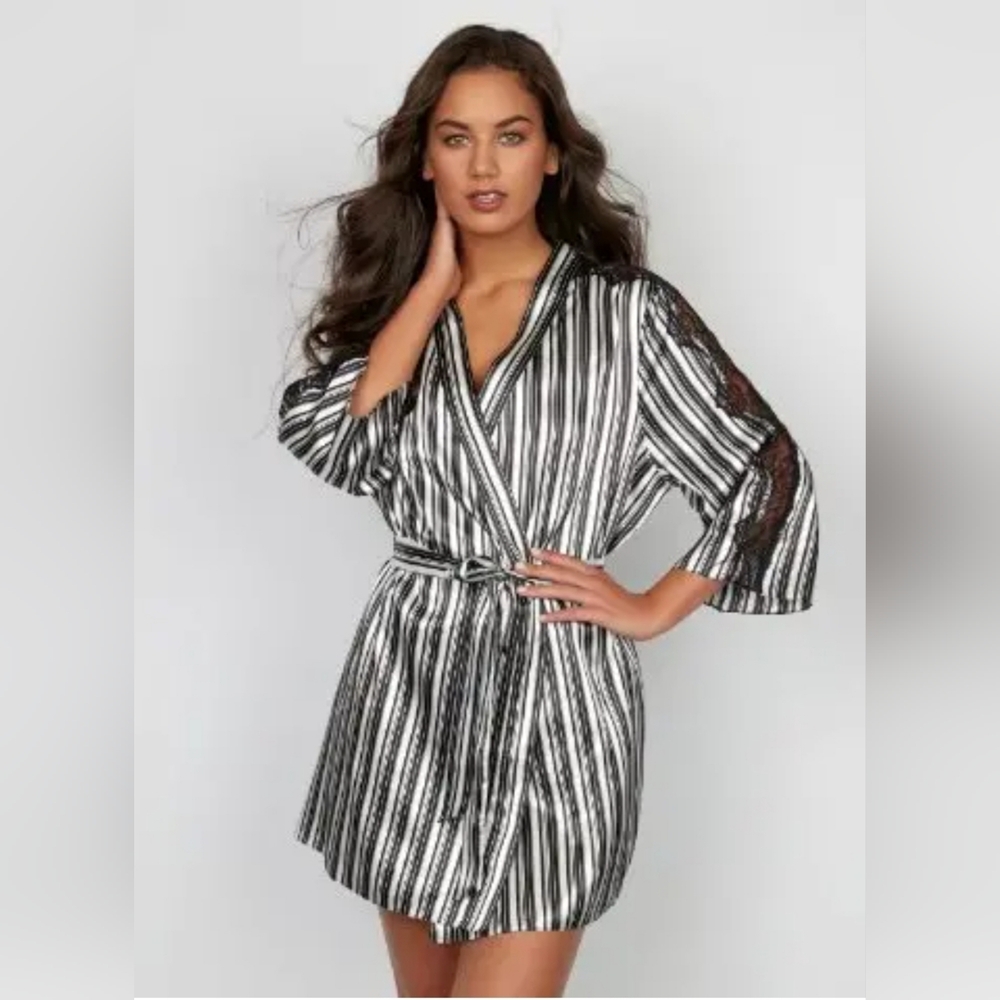 Frederick's of Hollywood| Black and White Striped Chemise Satin Robe Set Sz.XL - Picture 1 of 11